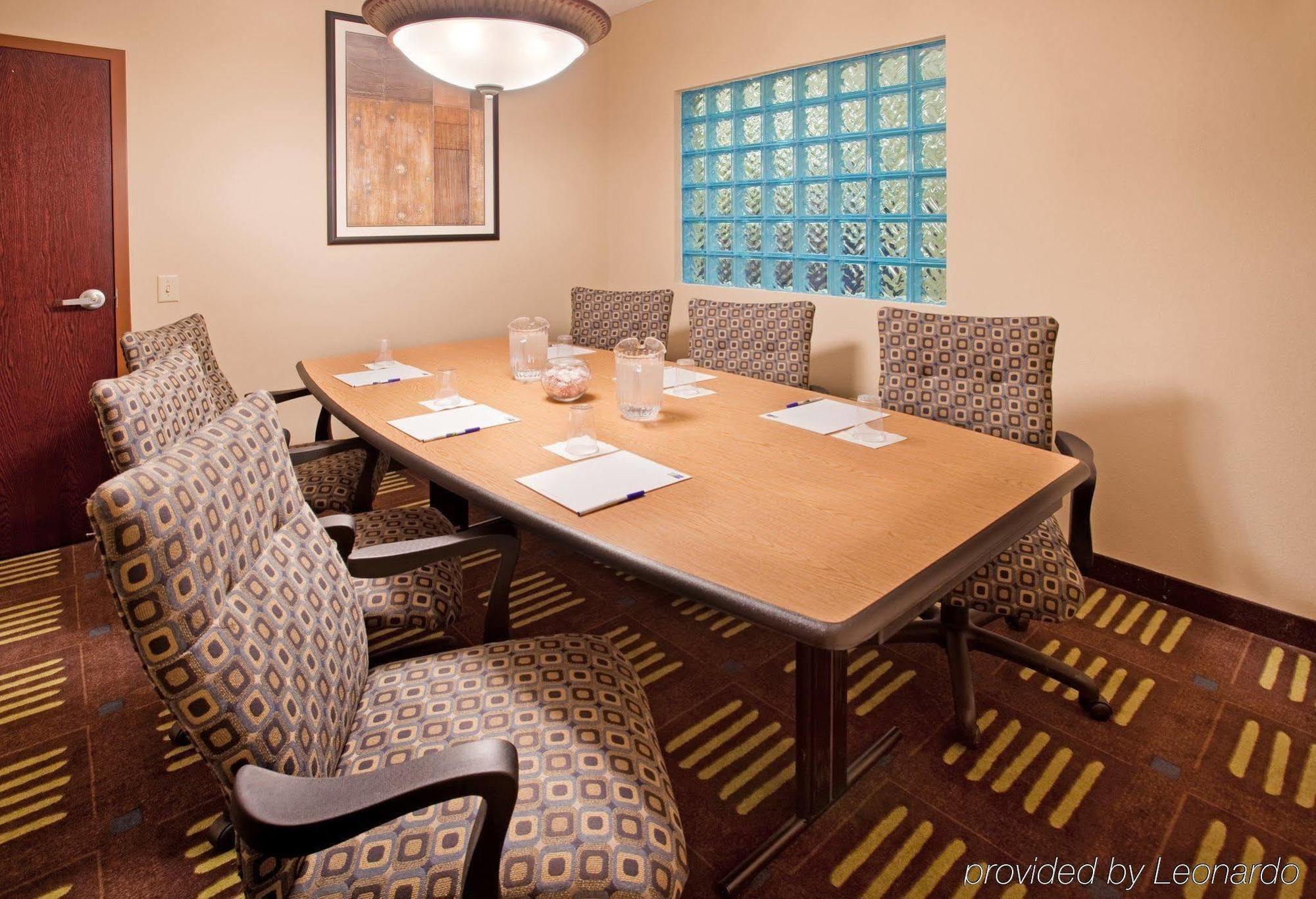 Holiday Inn Express Hotel & Suites St. Charles By Ihg Saint Charles Fasiliteter bilde